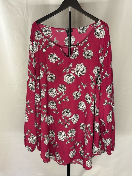 torrid Tops - Torrid Deep Magenta Floral Keyhole Blouse Shirt Plus Size